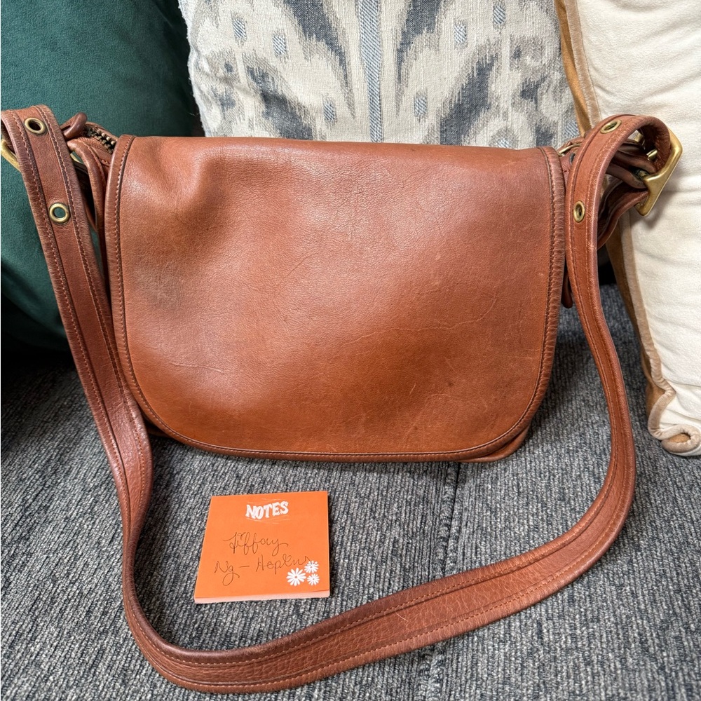 Vintage Patricia Coach crossbody bag